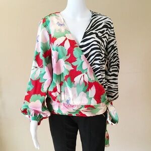 NWT Asos Womens Wrap Top Blouse Floral Zebra Long Sleeve V Neck Multi Size 6
